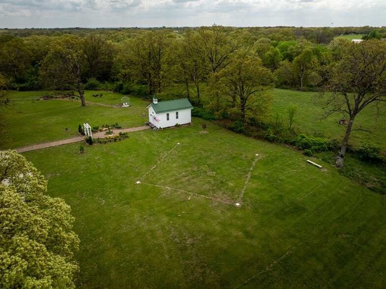 129 Vaughan Rd, Eldon, MO for sale - Building Photo - Image 3 of 107