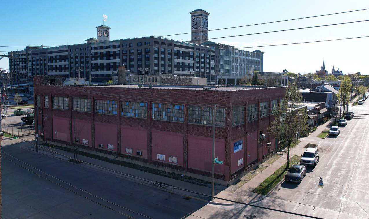 135 E Washington St, Milwaukee, WI for sale Building Photo- Image 1 of 2