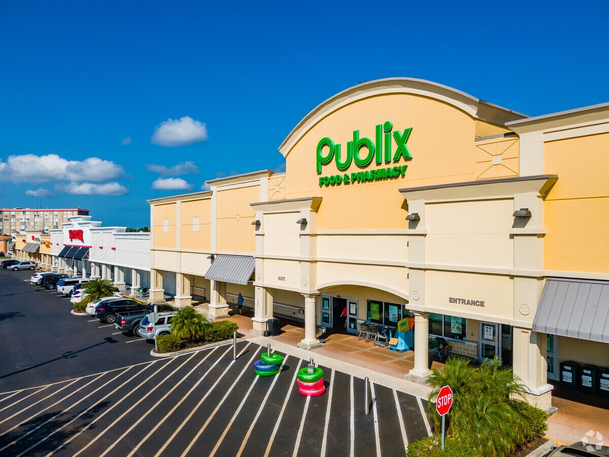 50315417 US Highway 19, New Port Richey, FL 34652 Southgate Shopping