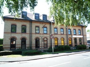 103 Frimley Rd, Camberley for lease Interior Photo- Image 1 of 4