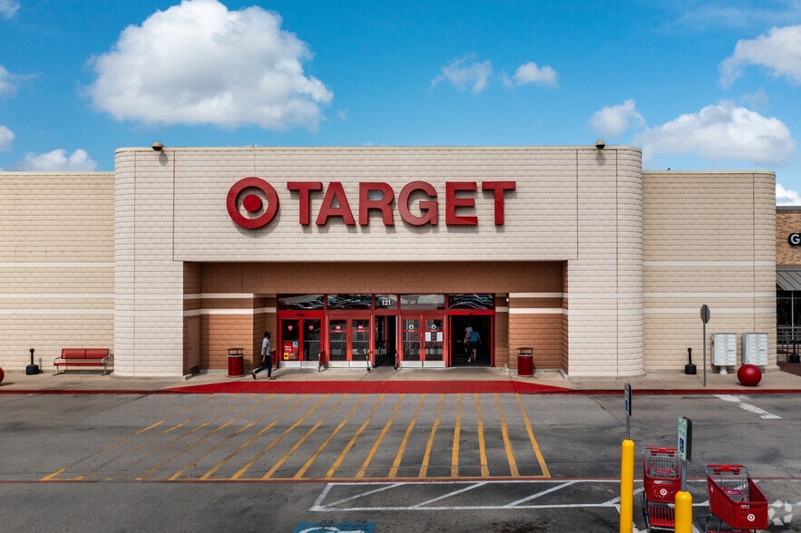 117 Louis Henna Blvd, Round Rock, TX for lease - Building Photo - Image 2 of 26