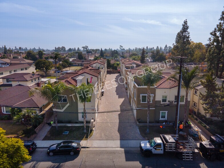 1150011506 186th St, Artesia, CA 90701