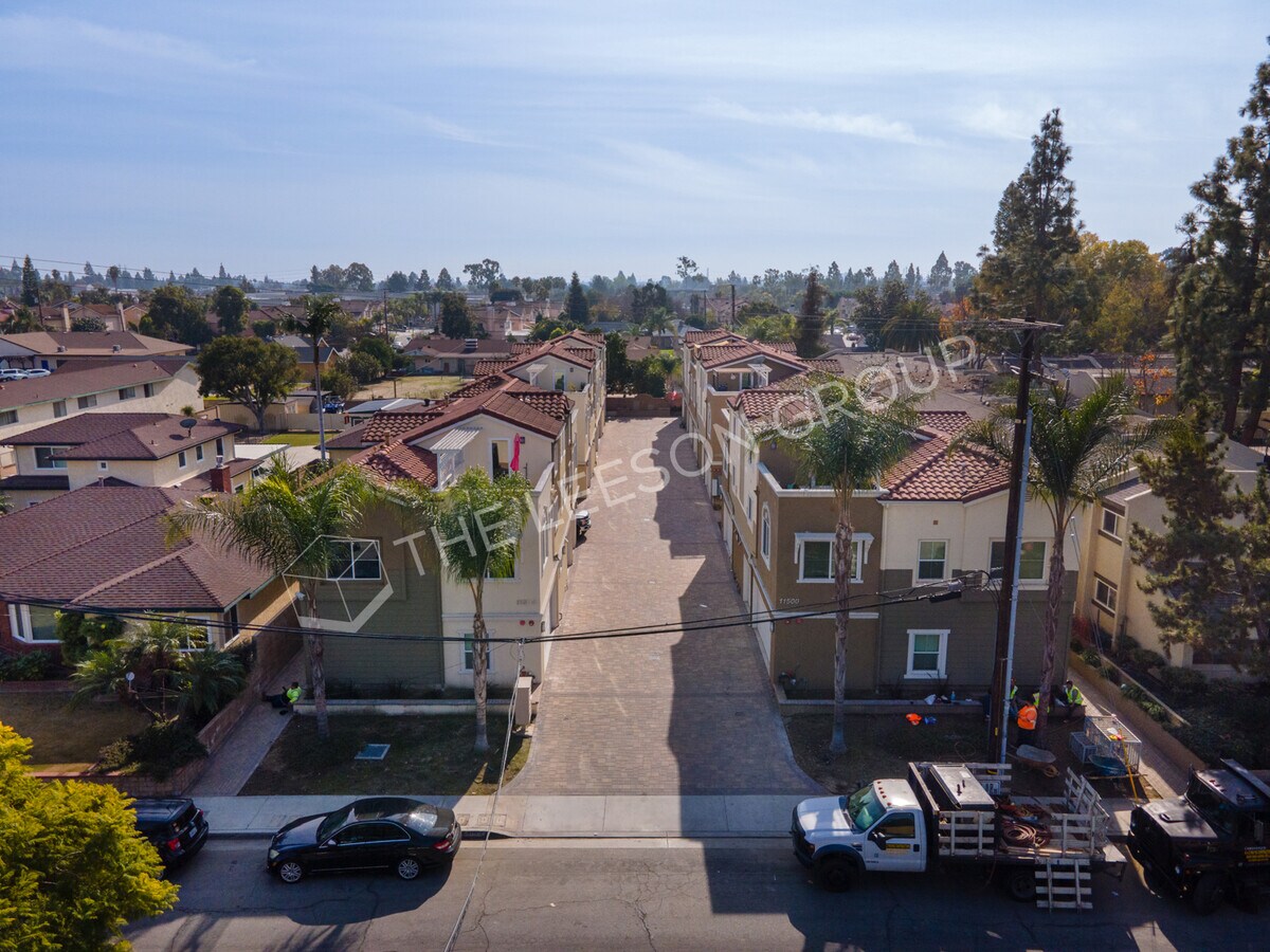 1150011506 186th St, Artesia, CA 90701