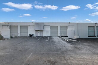 5501-5595 NW 72nd Ave, Miami, FL for lease Interior Photo- Image 1 of 5