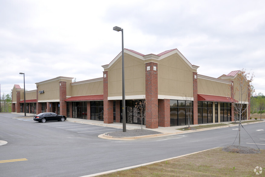 990 Bear Creek Blvd, Hampton, GA for lease - Building Photo - Image 1 of 2