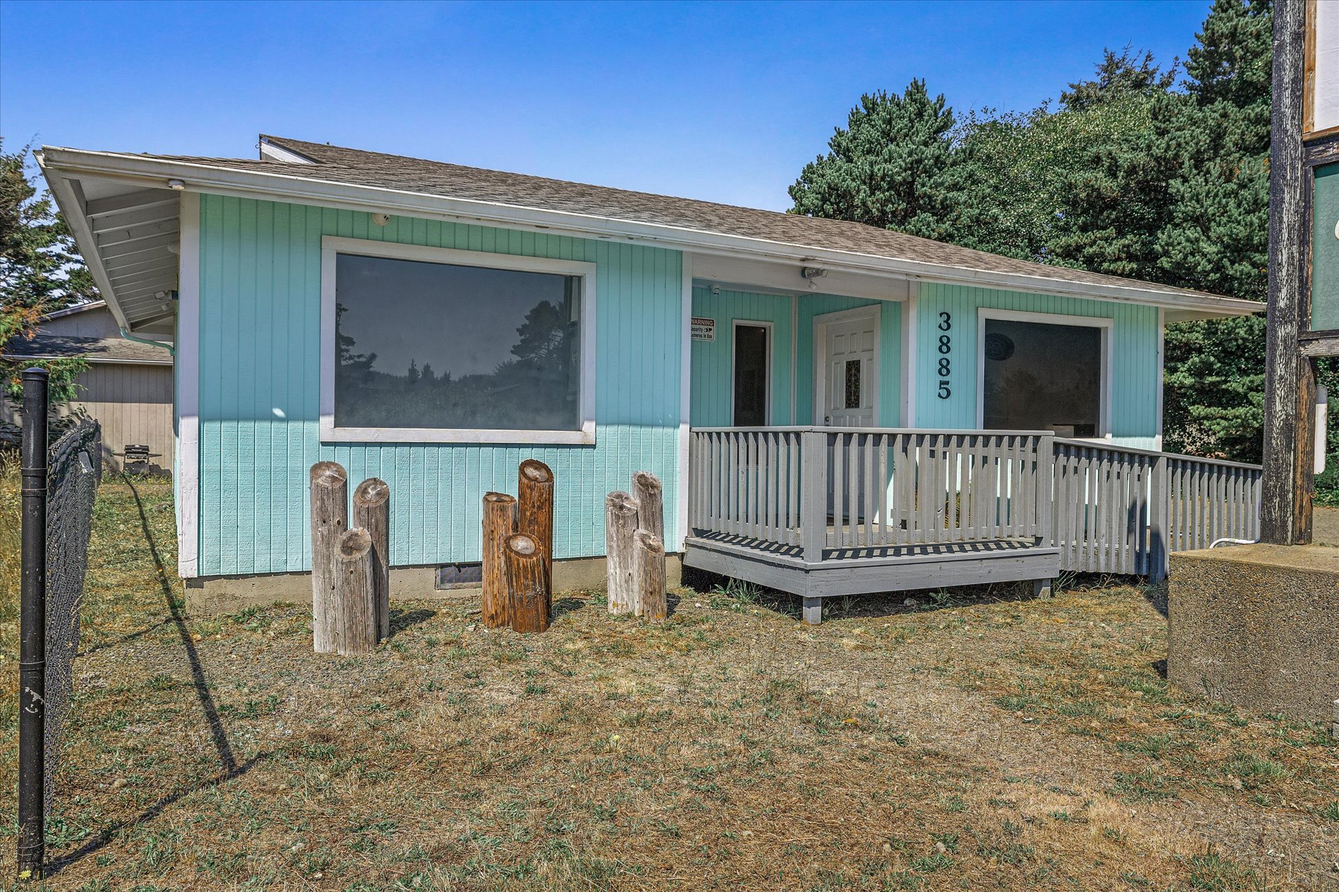 3885 N Highway 101, Depoe Bay, OR for sale Building Photo- Image 1 of 15
