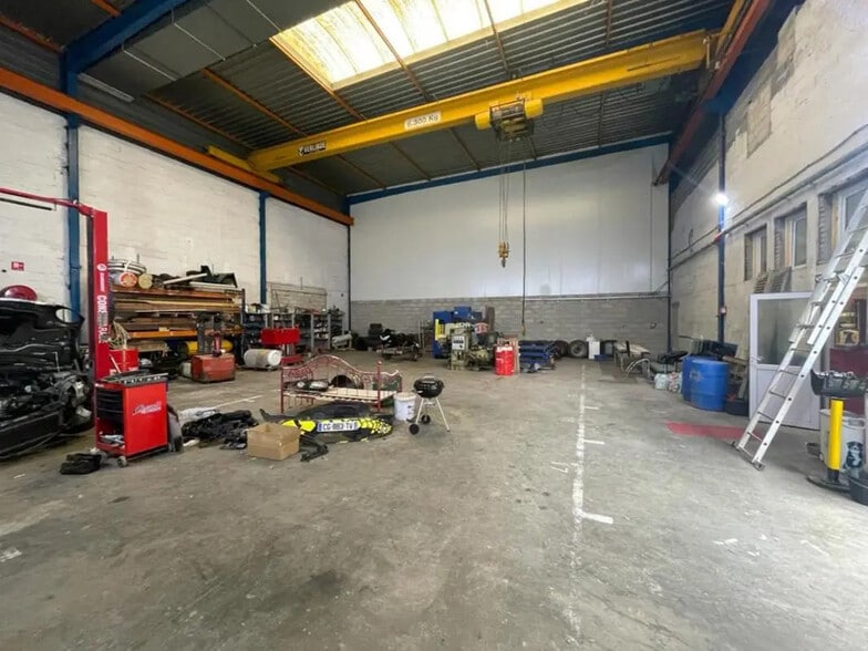 8 Allée Du Grand Pré, Marines for sale - Building Photo - Image 1 of 8