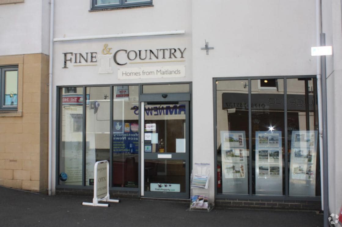 96A-96D Ridgeway, Plympton, Plymouth for sale Primary Photo- Image 1 of 1