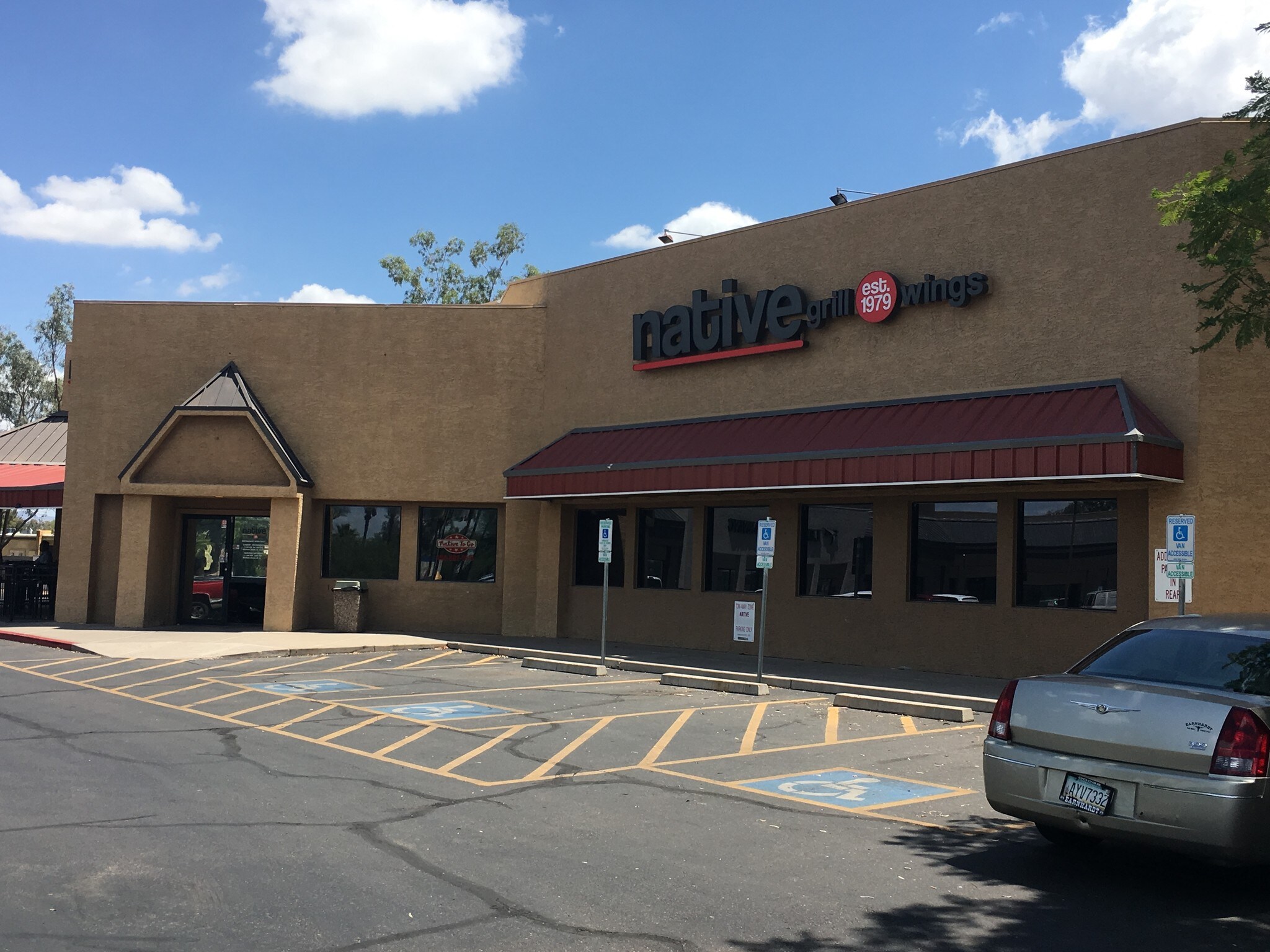 1559 S Gilbert Rd, Mesa, AZ for sale Primary Photo- Image 1 of 13