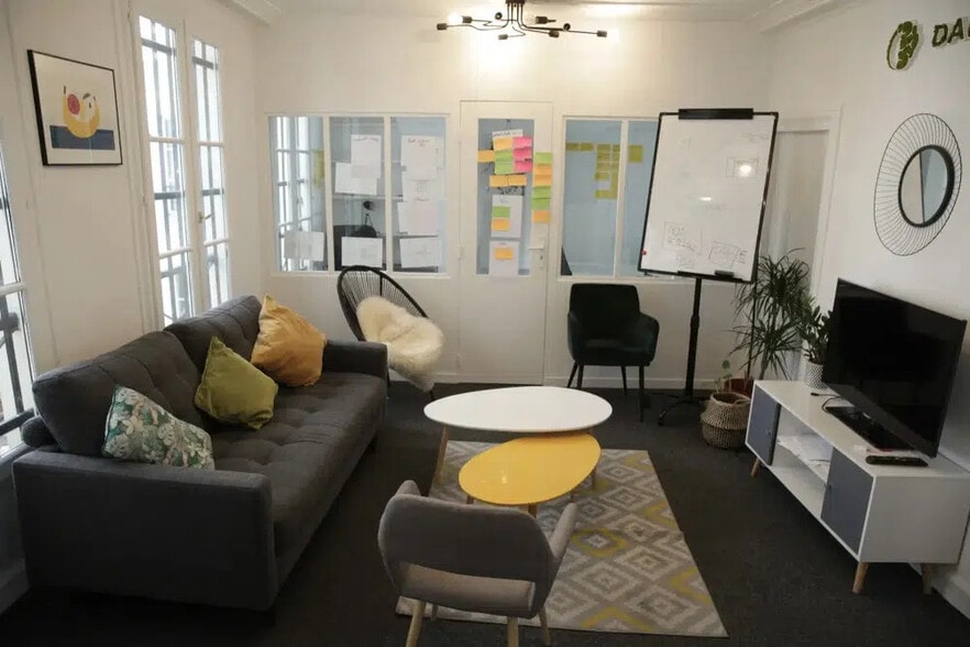 7 Rue Commines, Paris for lease - Interior Photo - Image 3 of 8