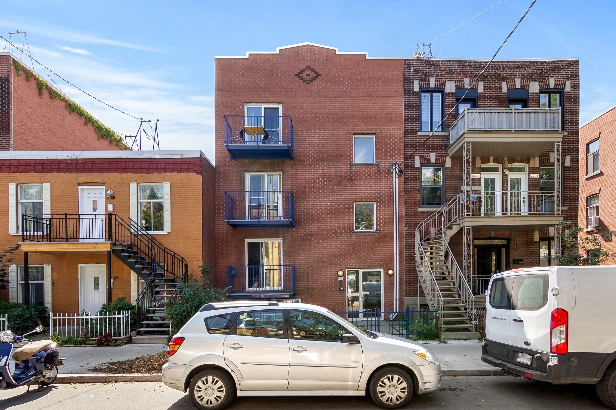 2190 Rue Nicolet, Montréal, QC for sale Primary Photo- Image 1 of 1
