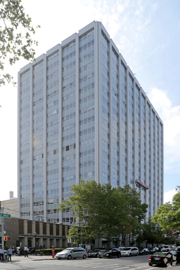 5917 Junction Blvd, Corona, NY 11368