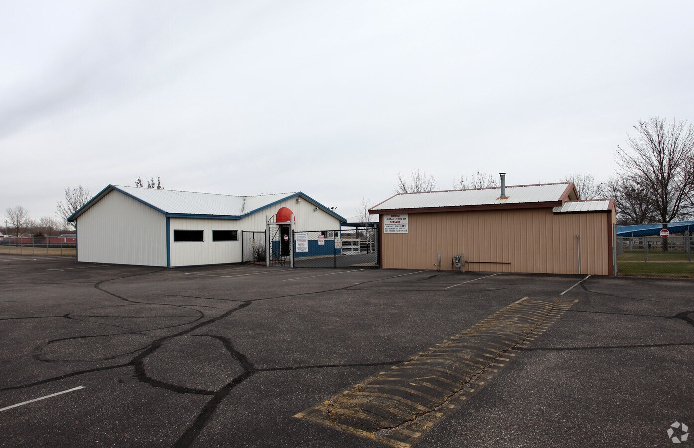 1050 28th Ave NE, Sauk Rapids, MN 56379 Summerland Family Fun Park