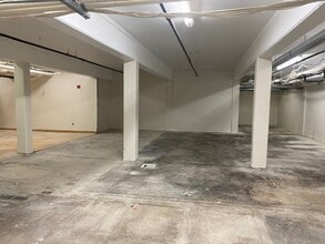 3201 Oak Knoll Dr, Redwood City, CA for lease Interior Photo- Image 1 of 15