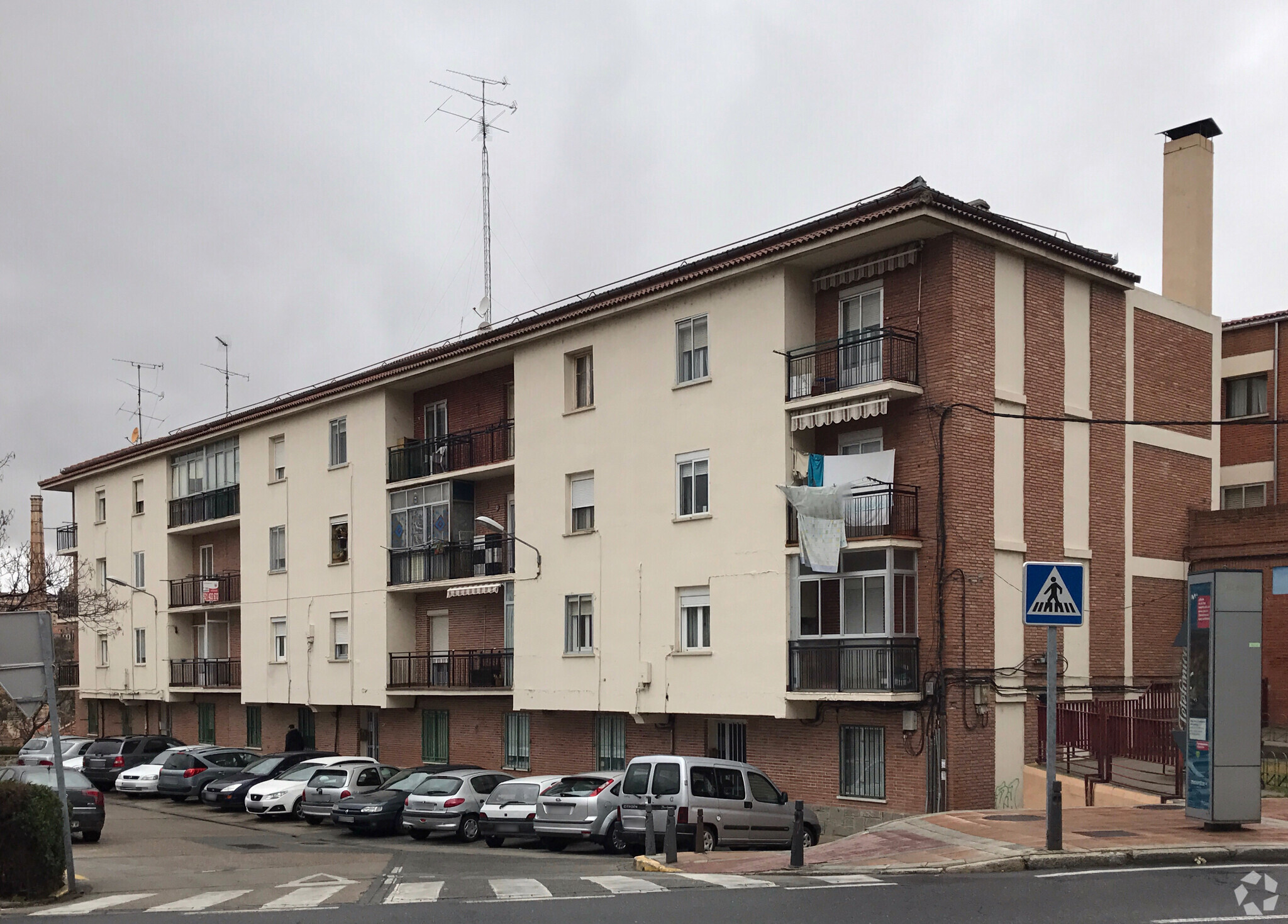 Calle Anselmo Carretero, 1, Segovia, Segovia for sale Primary Photo- Image 1 of 2