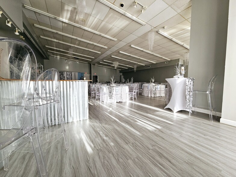 1325 Camp Jackson Rd, Cahokia, IL for sale - Building Photo - Image 2 of 9