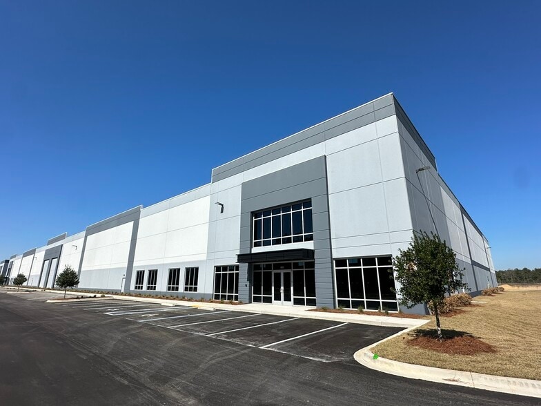 1060 Mossyhead Plaza Drive, Defuniak Springs, FL for lease - Building Photo - Image 1 of 11