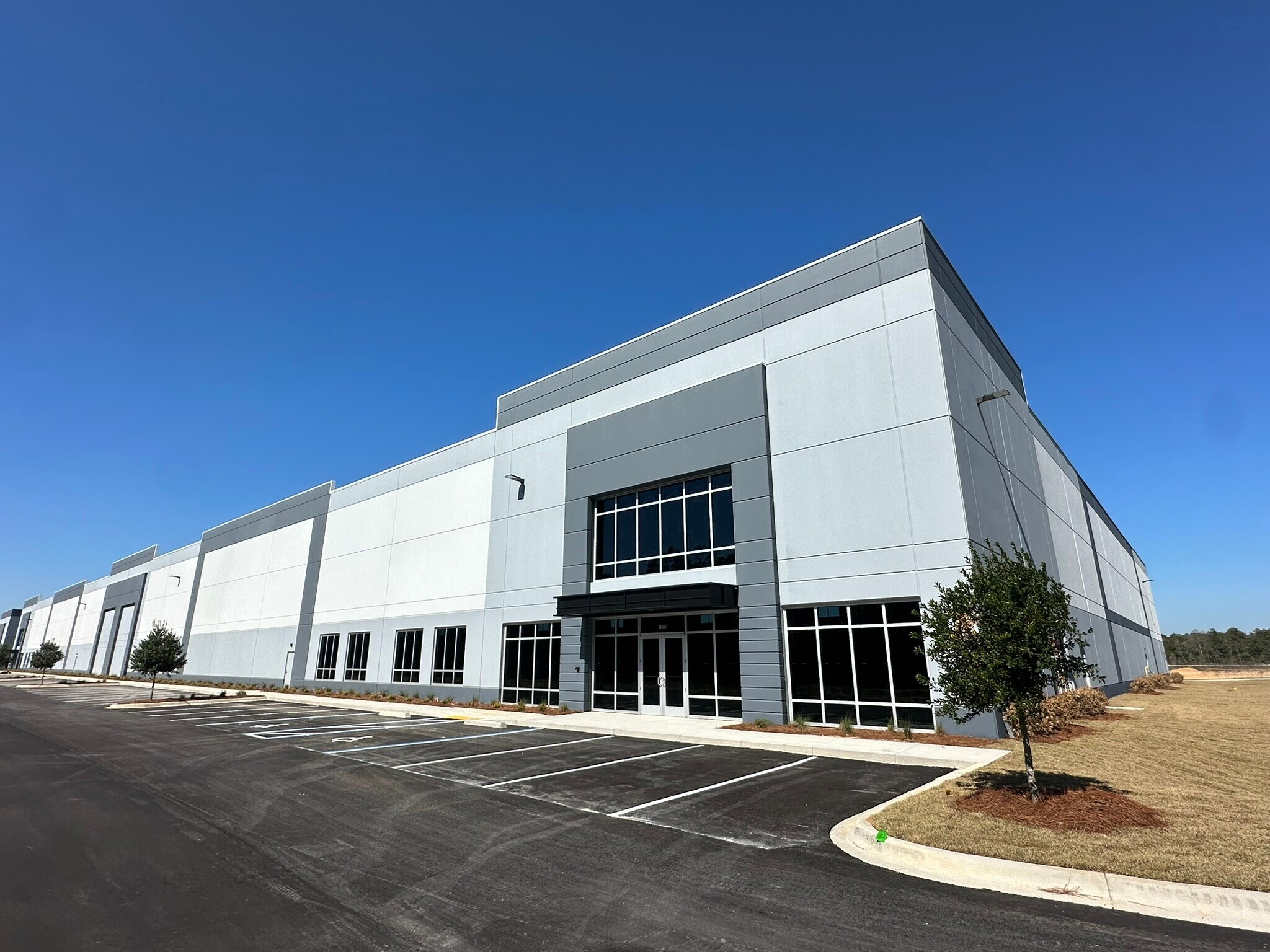 1060 Mossyhead Plaza Drive, Defuniak Springs, FL for lease Building Photo- Image 1 of 12