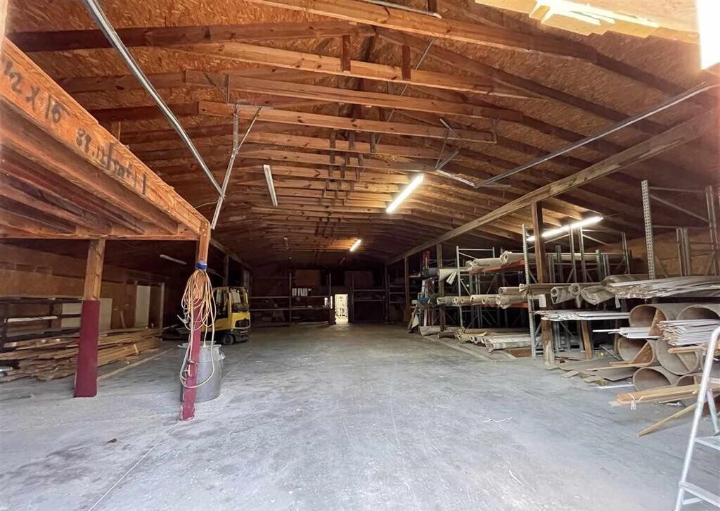 570 Highway 15401 Byp W, SC 29512