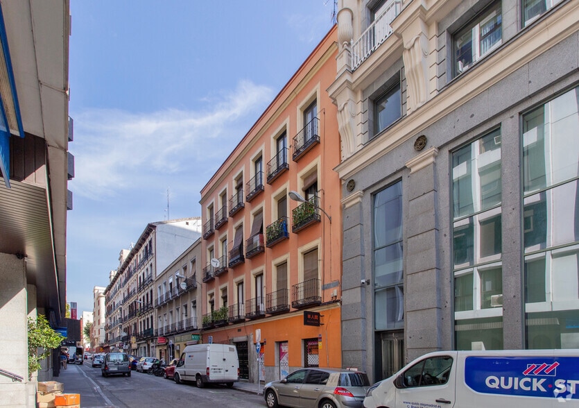 Calle de Juan Álvarez Mendizábal, 4, Madrid, Madrid for sale - Primary Photo - Image 1 of 1