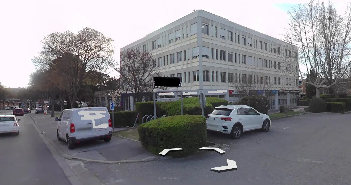 Office in Aix-en-Provence for lease Building Photo- Image 1 of 7