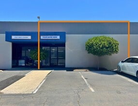 7914-7924 Ronson Rd, San Diego, CA for lease Interior Photo- Image 1 of 7