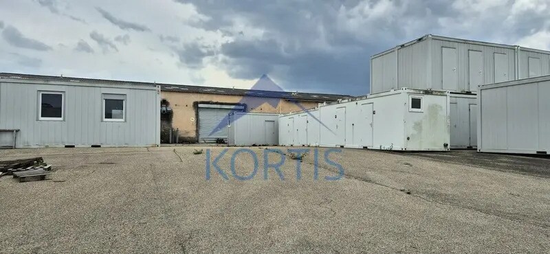 Flex in Jonage for sale Building Photo- Image 1 of 5