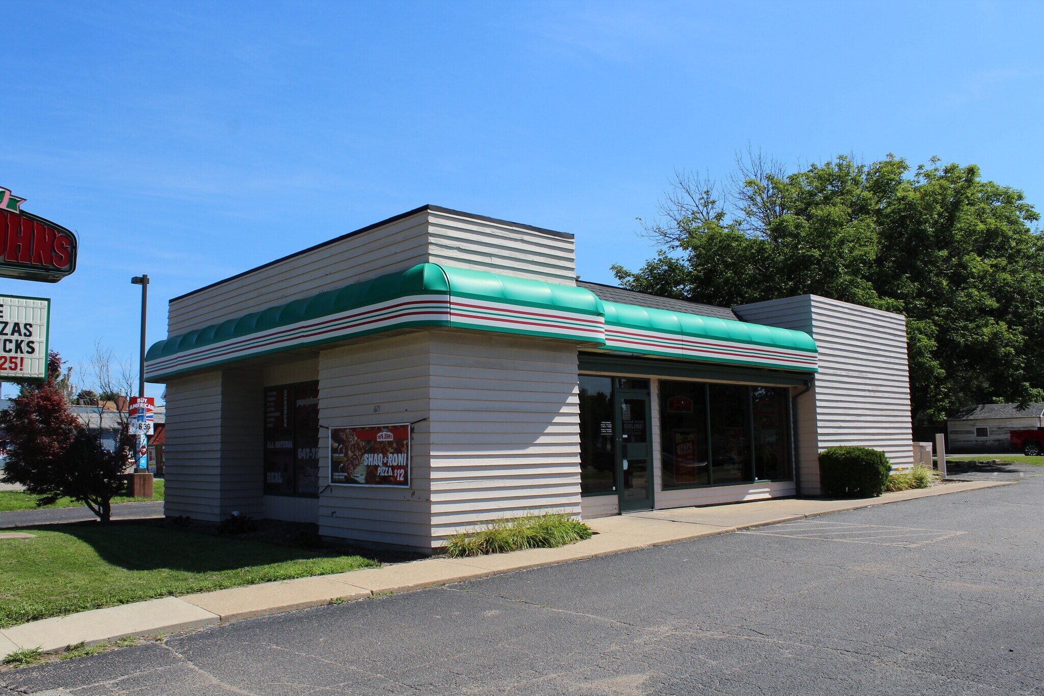 621 N Main St, Canton, IL for sale Primary Photo- Image 1 of 6