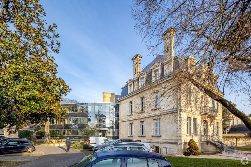 81 Boulevard Pierre 1er, Le Bouscat for lease - Building Photo - Image 2 of 12