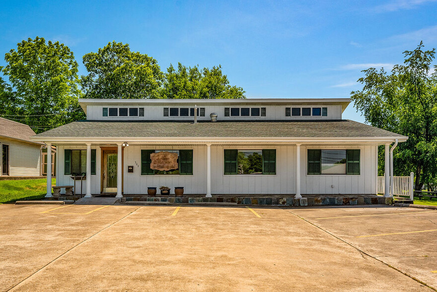 309 N Chestnut St, Harrison, AR for sale - Primary Photo - Image 1 of 1