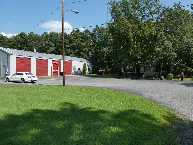 116 N Grove St, Berlin, NJ for sale - Primary Photo - Image 1 of 1