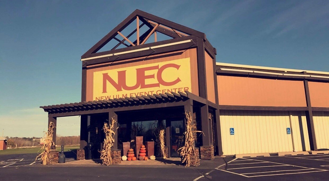 301 20th St S, New Ulm, MN for sale Primary Photo- Image 1 of 1