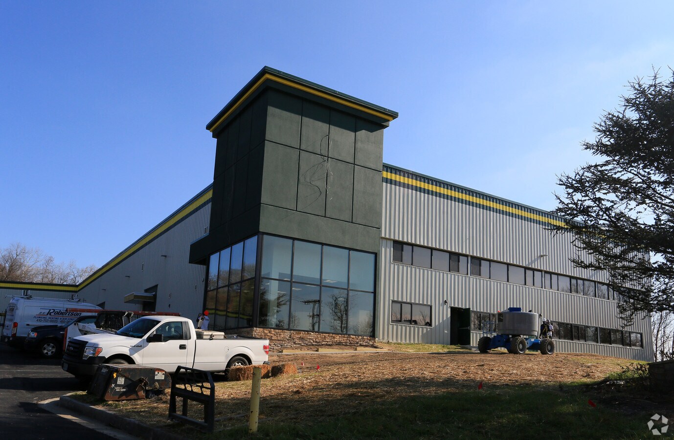 10305 Guilford Rd, Jessup, MD 20794