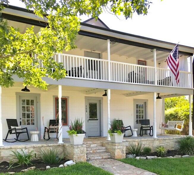 708 Ettie St, Fredericksburg, TX for sale - Building Photo - Image 1 of 1