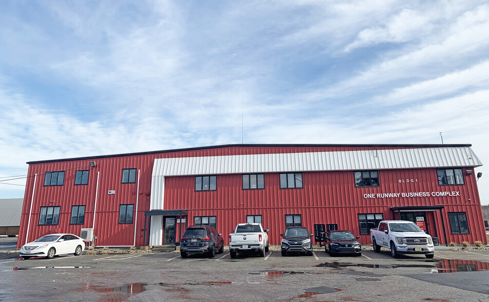 1 Runway Rd, South Portland, ME for lease - Building Photo - Image 1 of 6