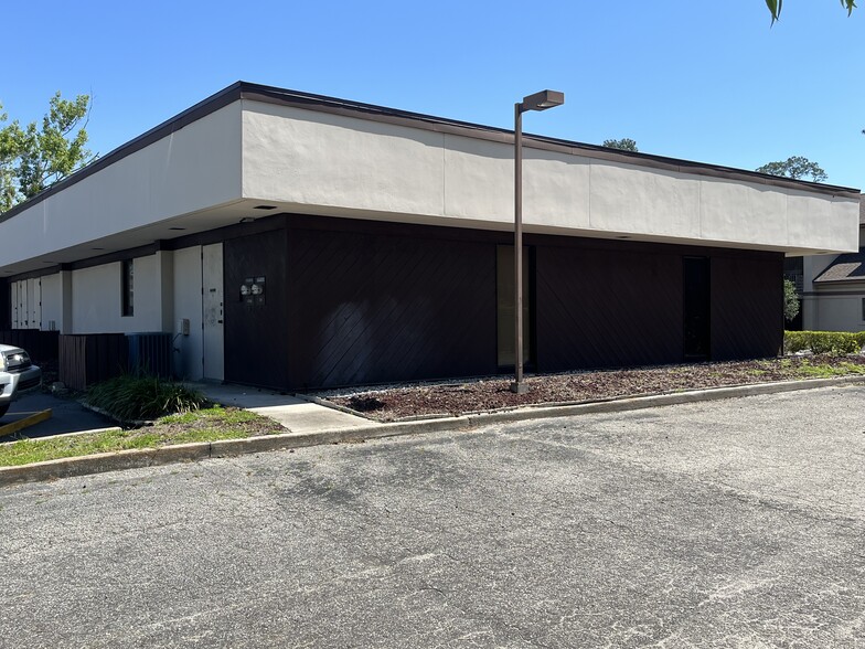 6210 Samuel Wells, Jacksonville, FL for sale - Building Photo - Image 2 of 29