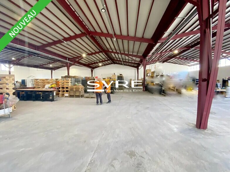 Retail in Aubagne for lease - Building Photo - Image 1 of 2