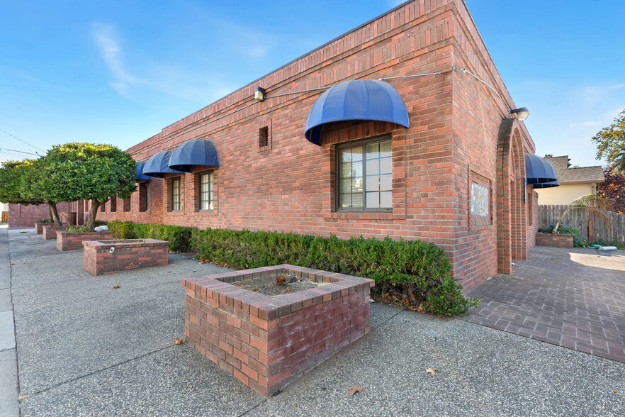 646 El Camino Ave, Sacramento, CA for lease - Building Photo - Image 2 of 12