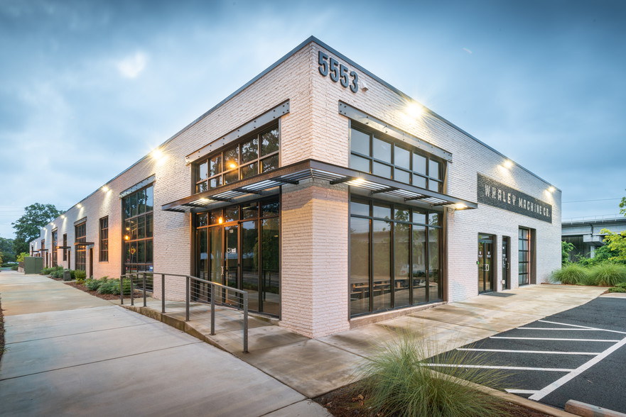 5553 Peachtree Rd, Chamblee, GA for lease - Building Photo - Image 1 of 11