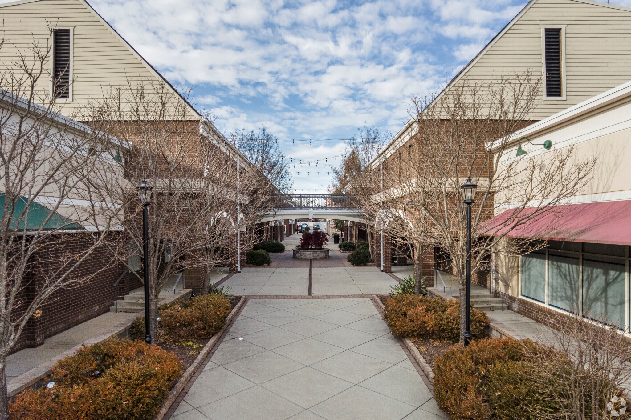 110195 Village Dr, Waldorf, MD 20602 Smallwood Village Center