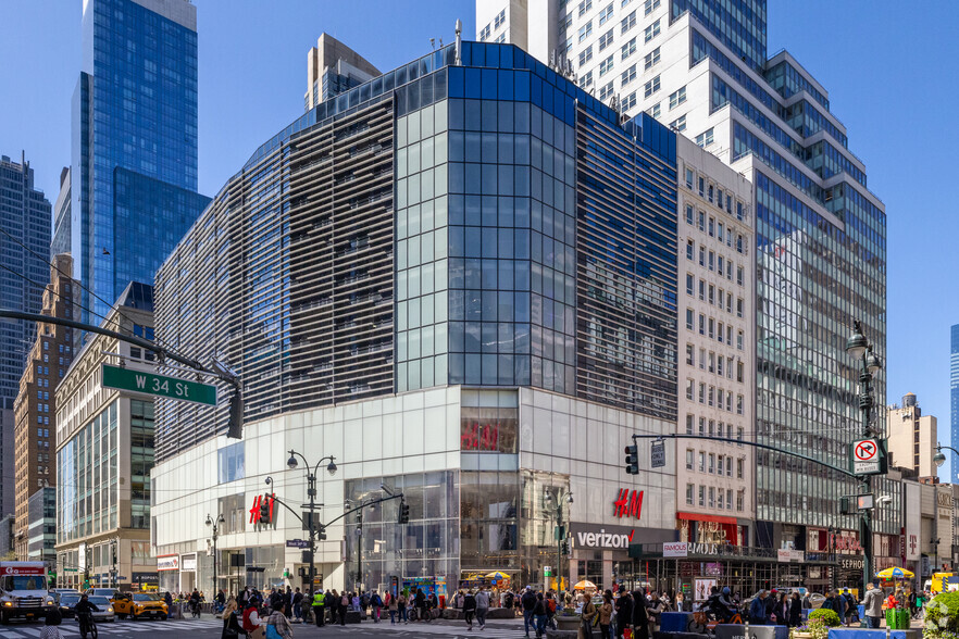 1 Herald Sq, New York, NY for lease - Building Photo - Image 1 of 6