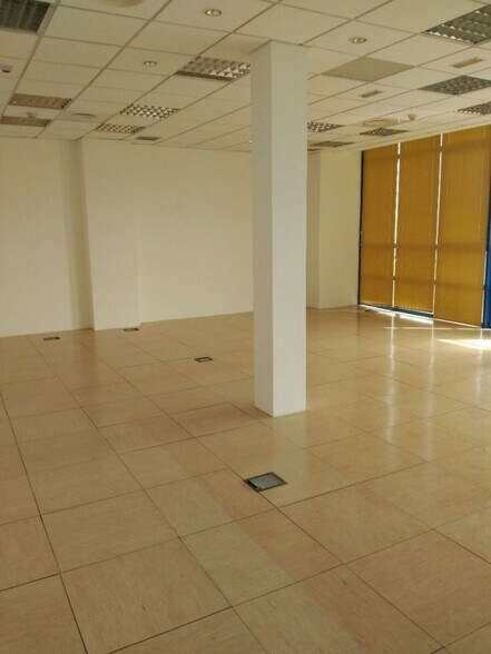 Polígono Bermejales, S/N, SEVILLA, Sevilla for lease - Building Photo - Image 3 of 9