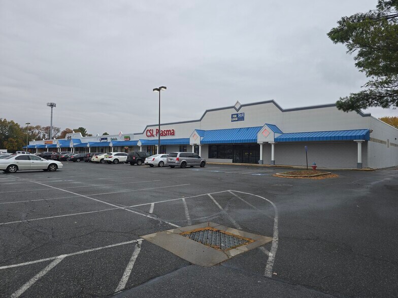 263-299 N Dupont Hwy, Dover, DE for lease - Building Photo - Image 1 of 6