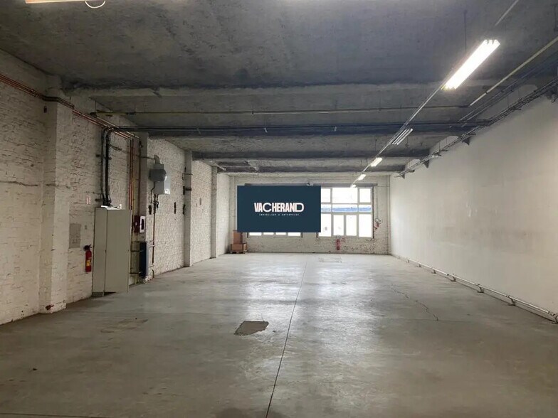 Industrial in Tourcoing for sale - Interior Photo - Image 1 of 5