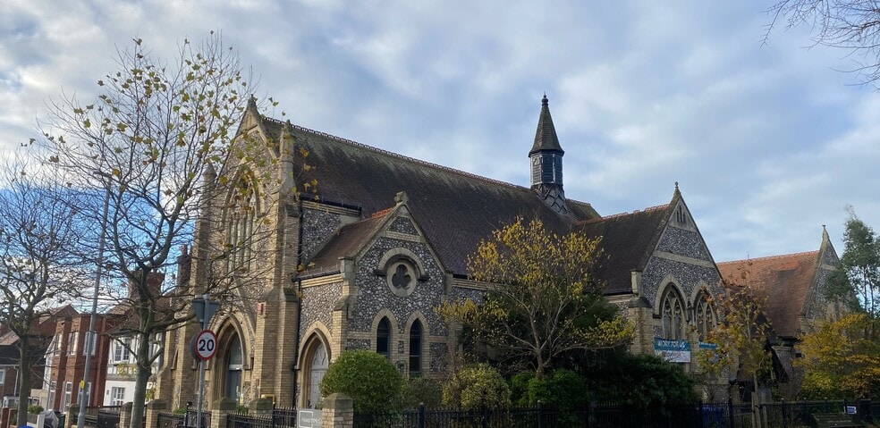 36 Montefiore Rd, Hove for sale - Primary Photo - Image 1 of 6