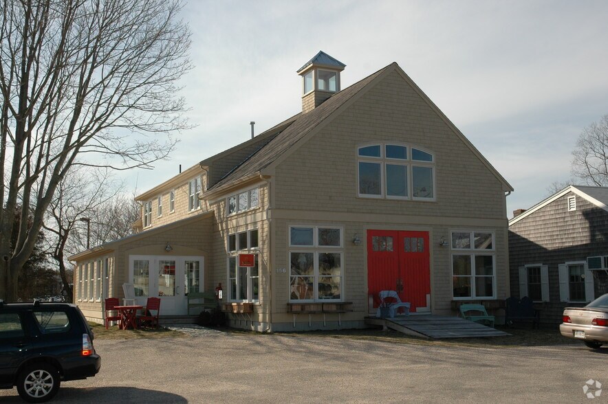 156 Teaticket Hwy, Falmouth, MA for sale - Primary Photo - Image 1 of 1