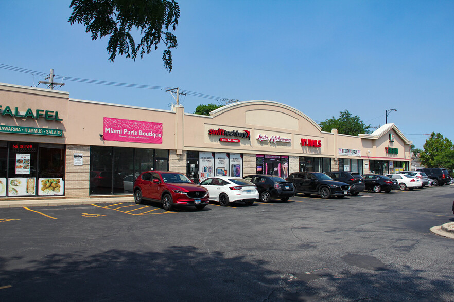 6800-6818 W North Ave, Chicago, IL for lease - Building Photo - Image 3 of 4