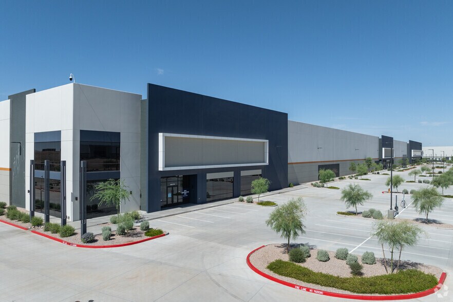 8127 E Ray Rd, Mesa, AZ for sale - Primary Photo - Image 1 of 1