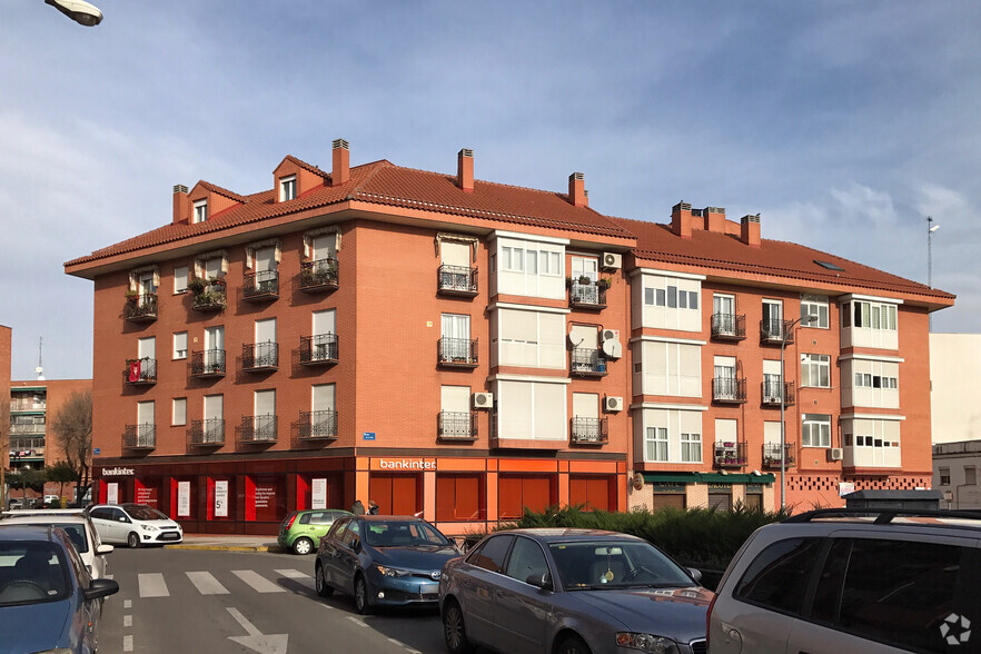 Calle Paz, 47, Fuenlabrada, Madrid for lease - Building Photo - Image 2 of 2