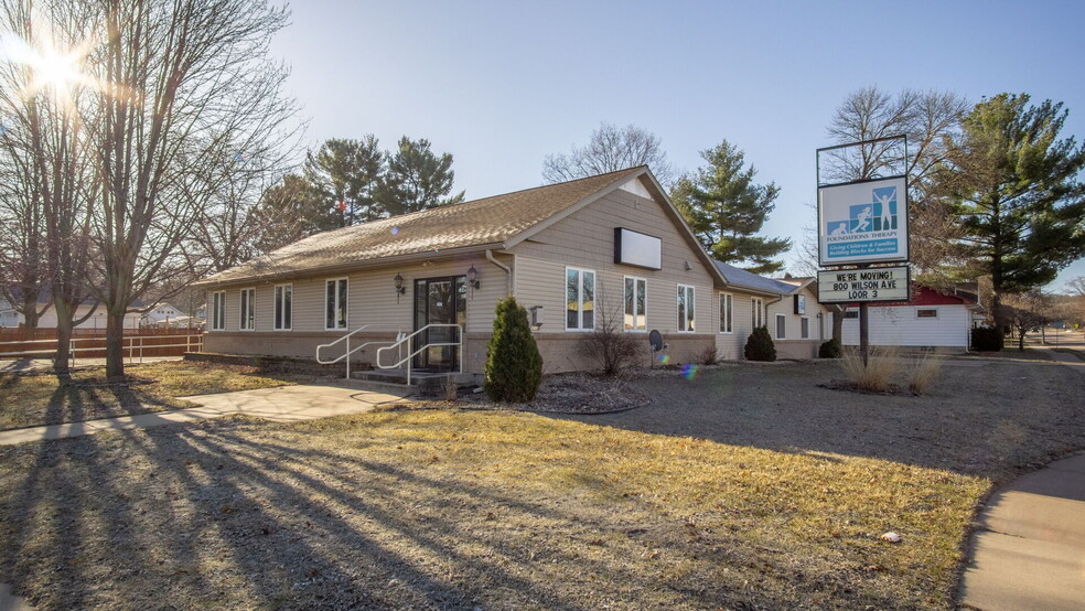 2108 S Broadway St, Menomonie, WI for sale - Building Photo - Image 1 of 44